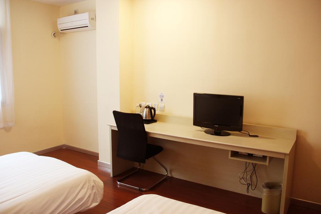 Hanting Express Dalian Xinghai Park Екстер'єр фото