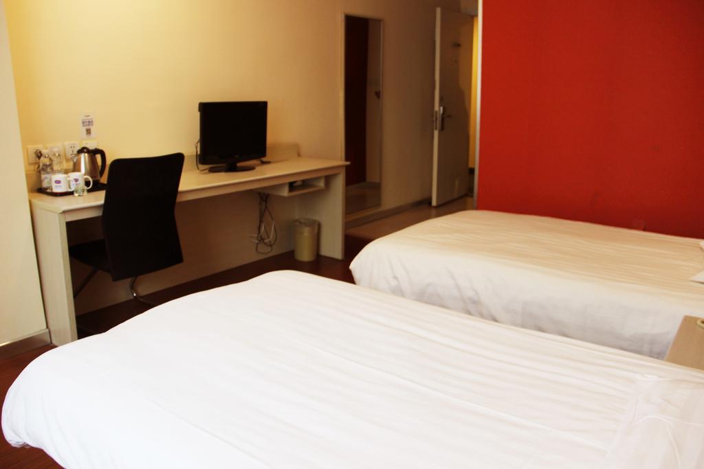 Hanting Express Dalian Xinghai Park Номер фото