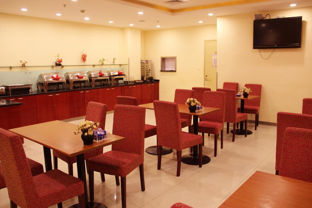 Hanting Express Dalian Xinghai Park Екстер'єр фото