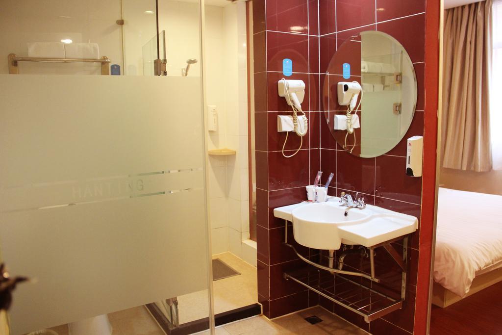 Hanting Express Dalian Xinghai Park Екстер'єр фото