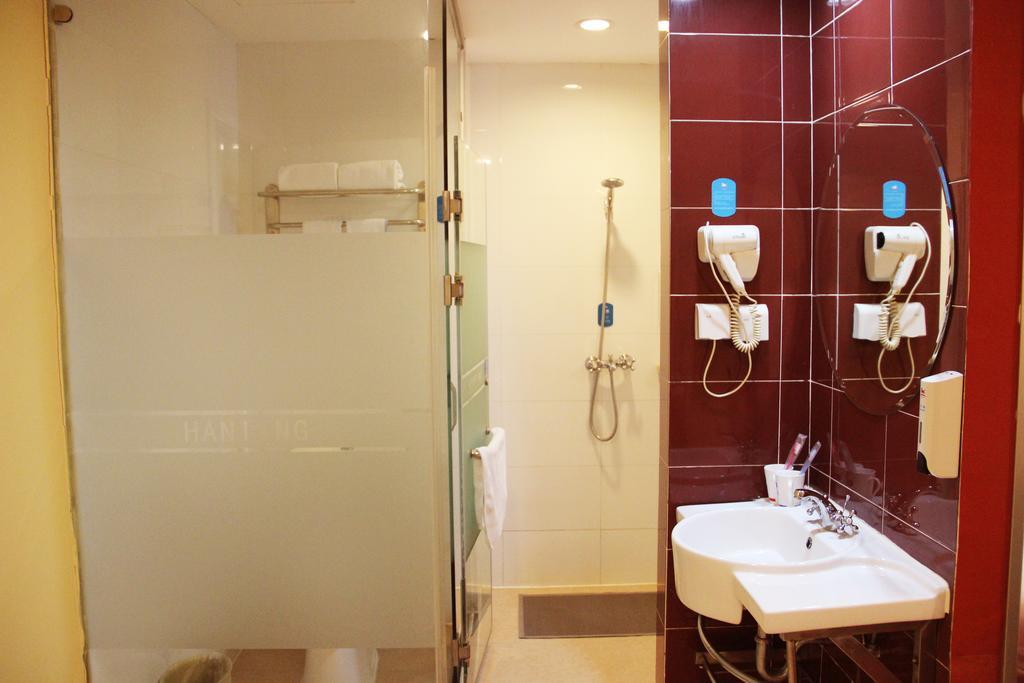 Hanting Express Dalian Xinghai Park Екстер'єр фото